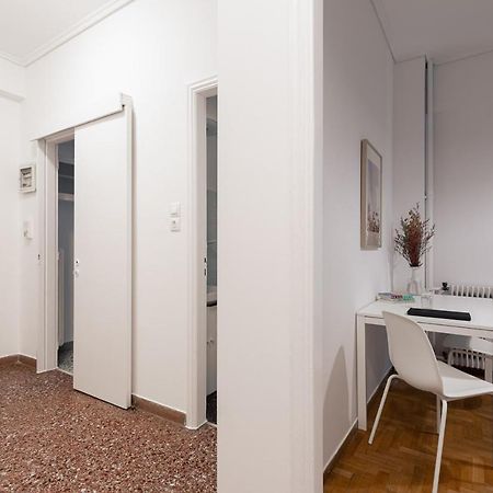 Comfort Aparment In Exarcheia Athens Exterior photo