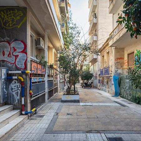 Comfort Aparment In Exarcheia Athens Exterior photo